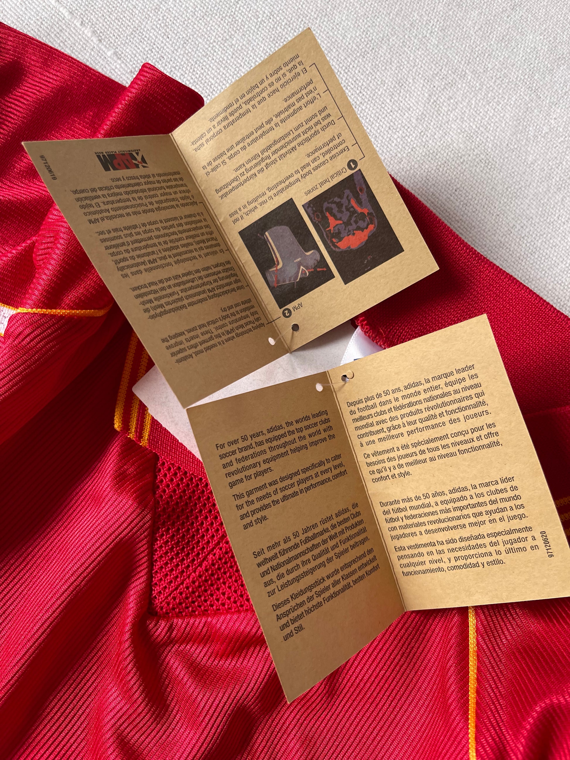 Vintage Benfica Lisbon Lisboa Adidas 1998 - 1999 Home Football Shirt Red Size XL Telecel Made in England Red BNWT New