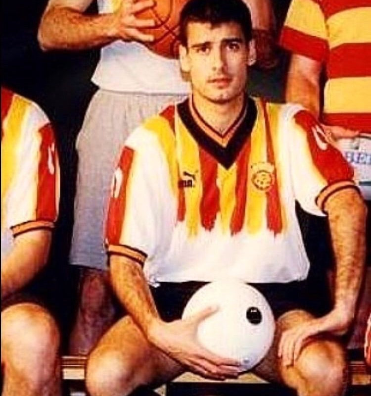 Vintage Catalonia Catalunya Puma Home Shirt 1998-1999 Size M  White Red Yellow