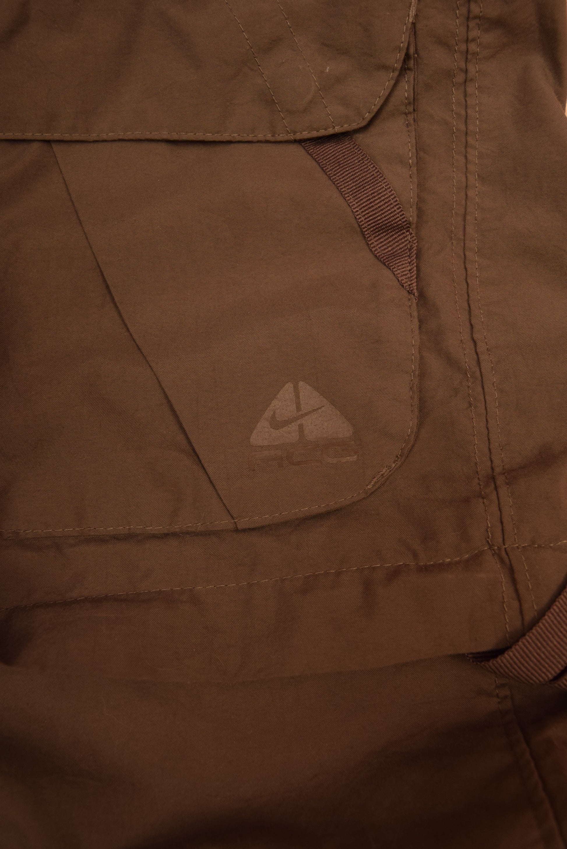 Y2K Nike ACG Trail Hiking Zipoff Cargo Pants Size S Low Waist Multi Pocket Polyester Women 