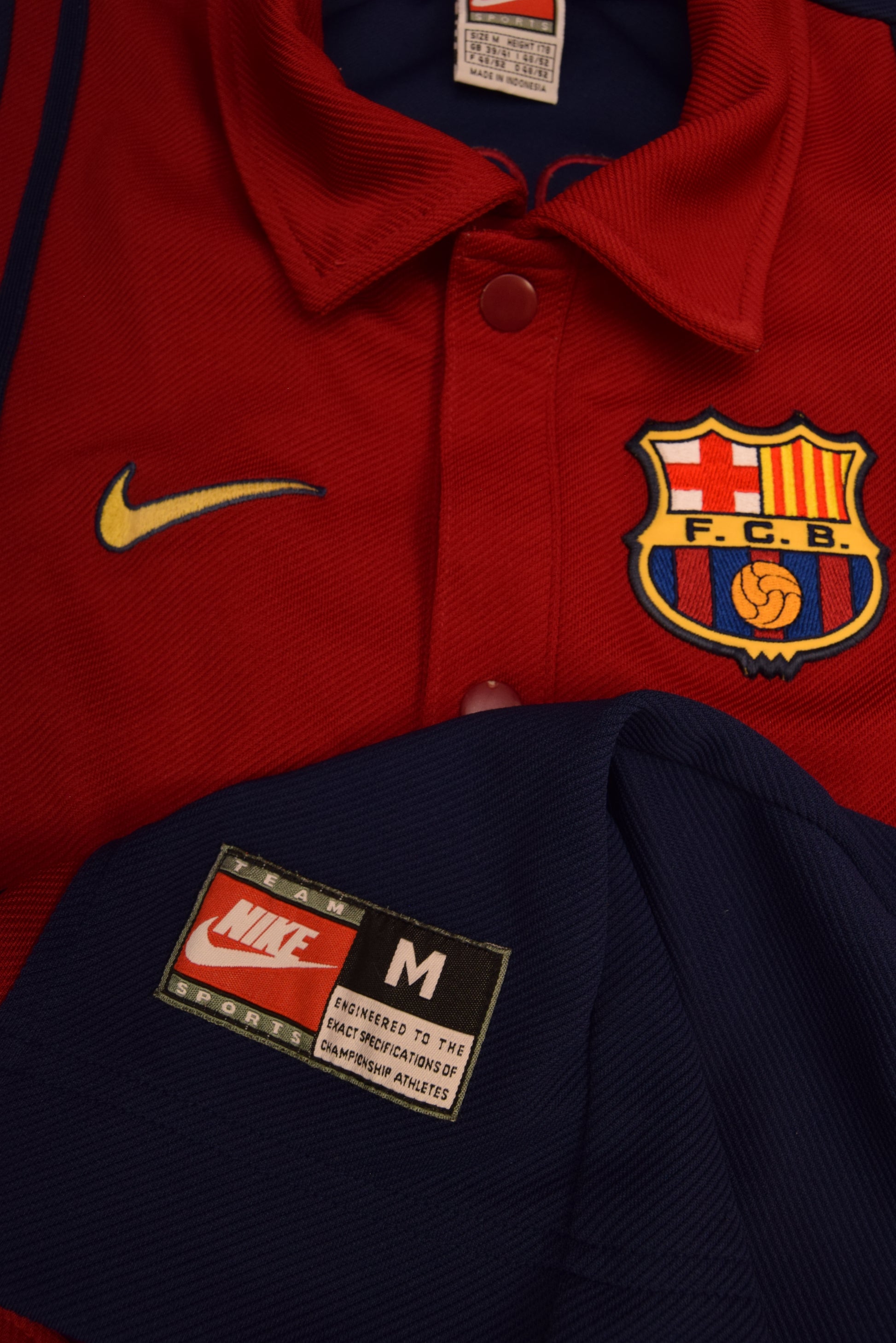 Ultra Rare FC Barcelona Nike Team 1998 Baseball Jersey Football Shirt Size M Red Blue