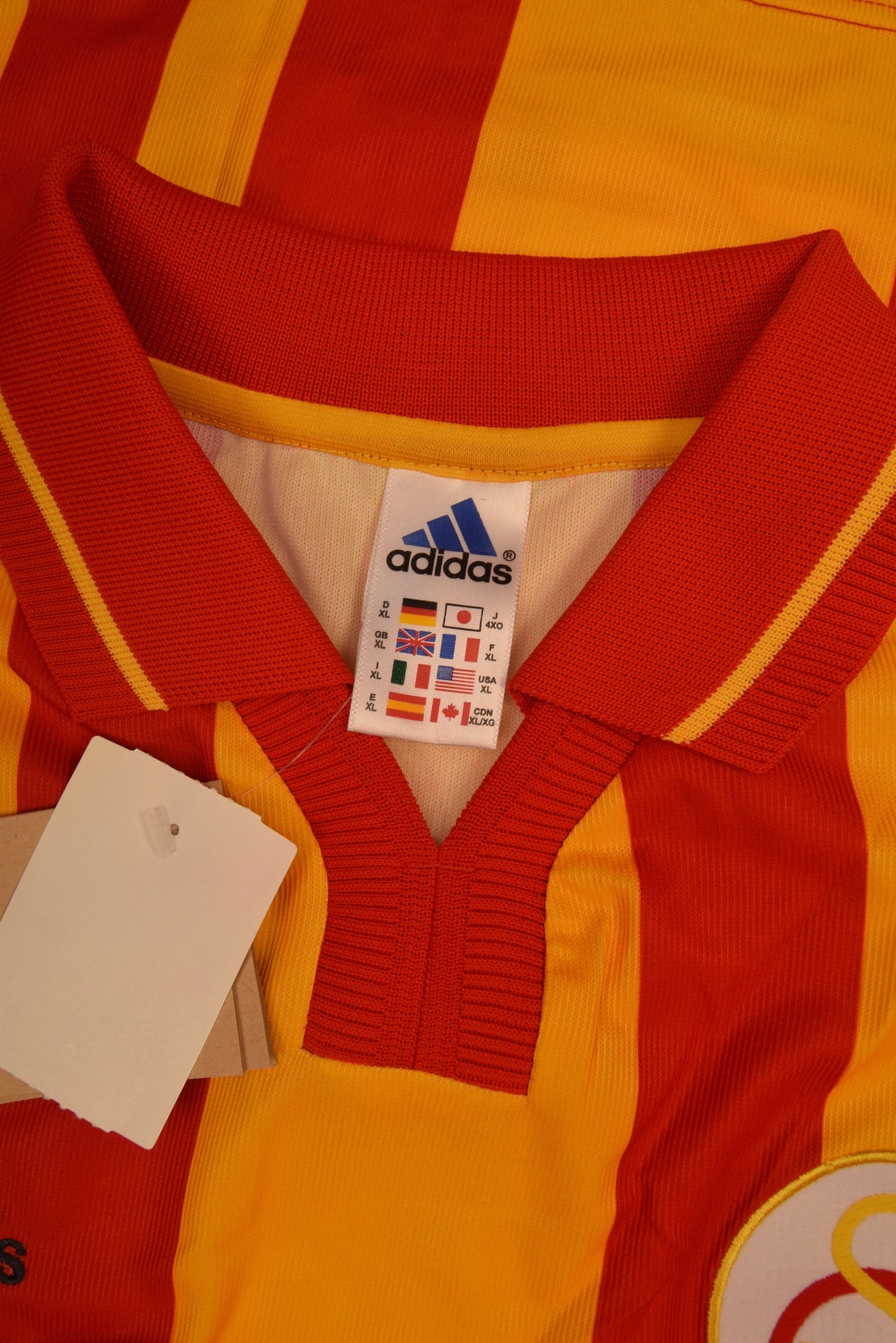 Authentic BNWT Galatasaray Istanbul Adidas 2000 - 2001 Home Football Shirt Size XL Red Yellow Tel Sim Deadstock