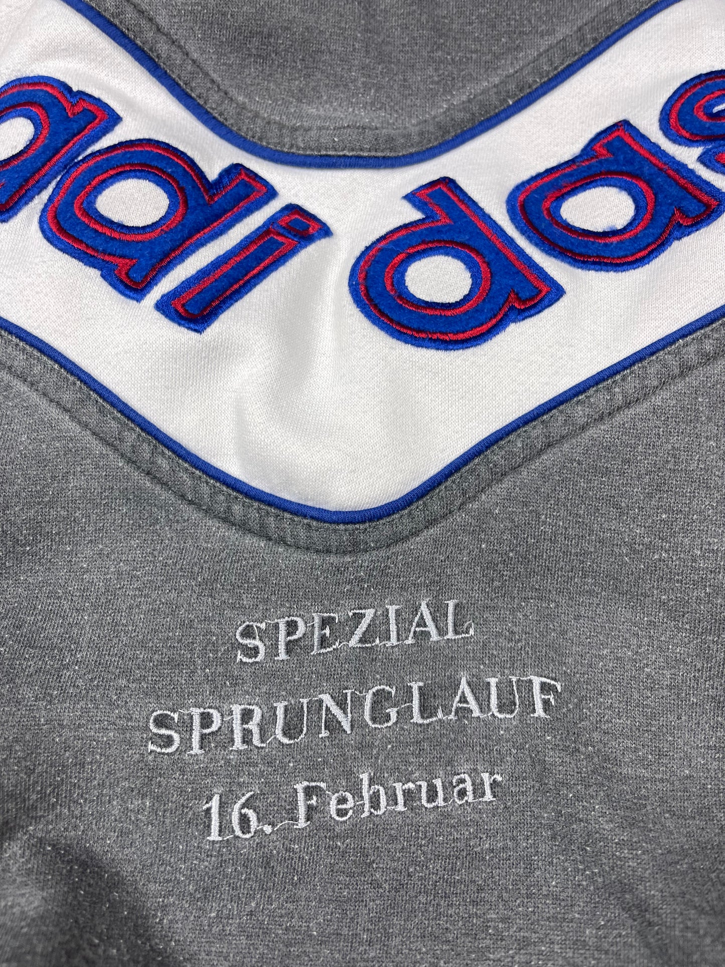 80s 90s Adidas Garmisch 1936 Winter Olympics Sweatshirt Generalkarte Olympische Winterspiele Partenkirchen Tribunen Stehplatz Spezial Sprunglaf 16 February Size M-L