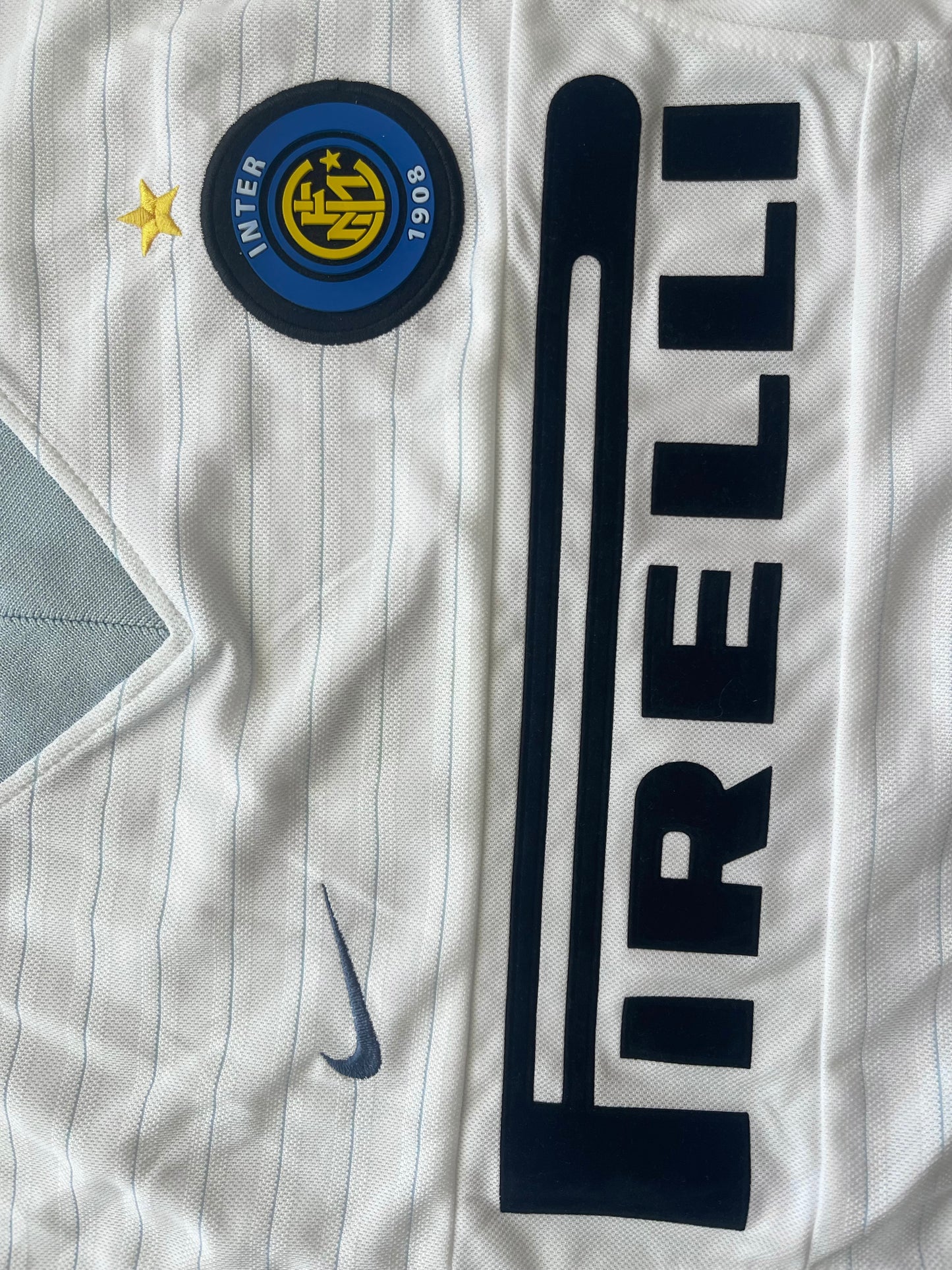 🔵⚫️ Authentic New Inter Internazionale Milano Milan Nike 2000-2001 Away Football Shirt White Pirelli Size M Made in UK Deadstock BNWT NOS OG DS