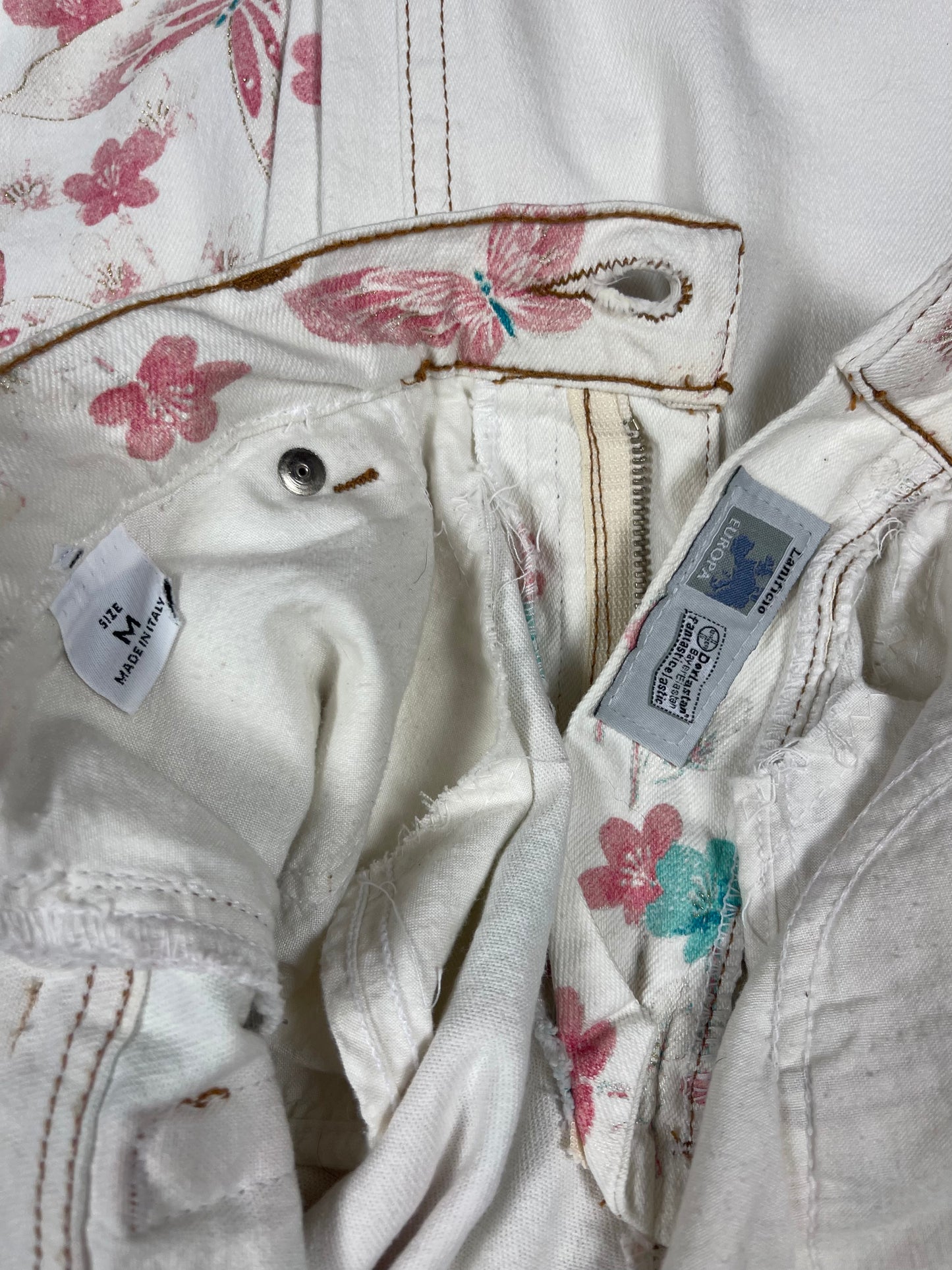 Vintage 90's Roberto Cavalli Mom Jeans Trousers Made in Italy Size M White Romantic Floral Peacock Flowers Butterfly Cotton