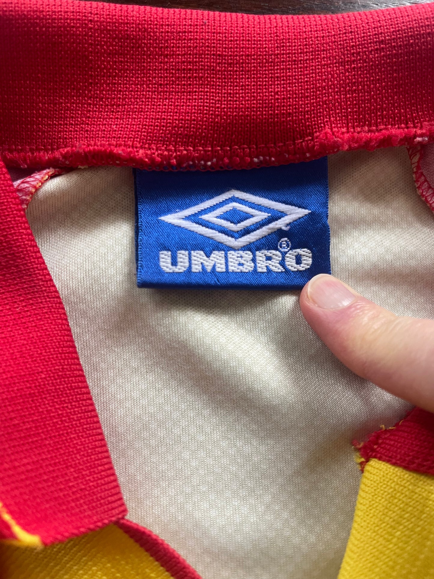 Vintage RC Lens Umbro 1998 - 1999 Home Football Shirt Size M Red Yellow