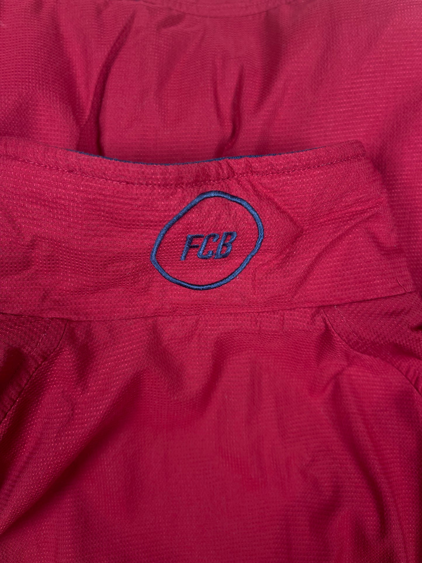 Y2K Barcelona Nike Team 2000 - 2001 Reversible Drill Top 1/4 Zip Red Blue Polyester Nylon Size XL