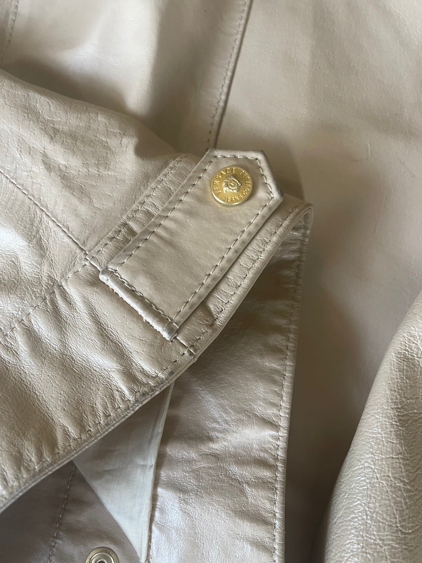 Vintage Y2K Versace Jeans Couture Leather Jacket Made in Italy Size M Beige