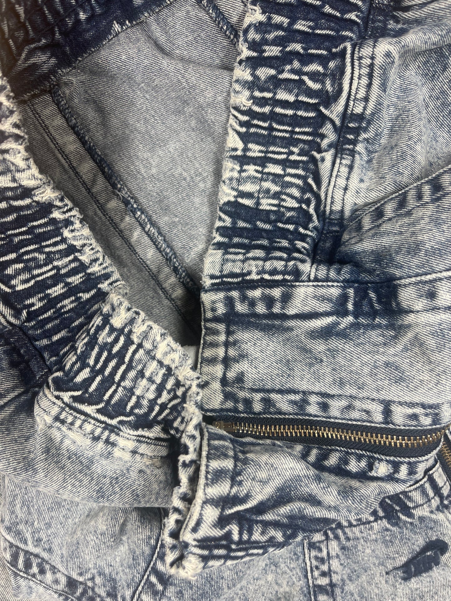 Vintage Nike Challenge Court Acid Washed Denim Jeans Jacket Tennis Andre Agassi John McEnroe Size M Made in Hong Kong