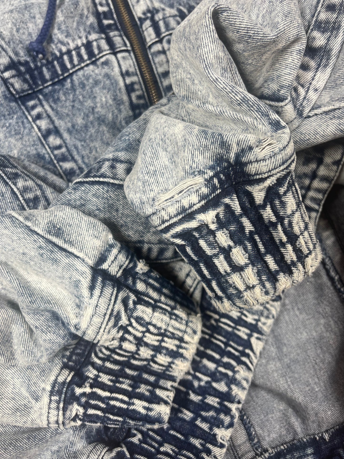 Vintage Nike Challenge Court Acid Washed Denim Jeans Jacket Tennis Andre Agassi John McEnroe Size M Made in Hong Kong