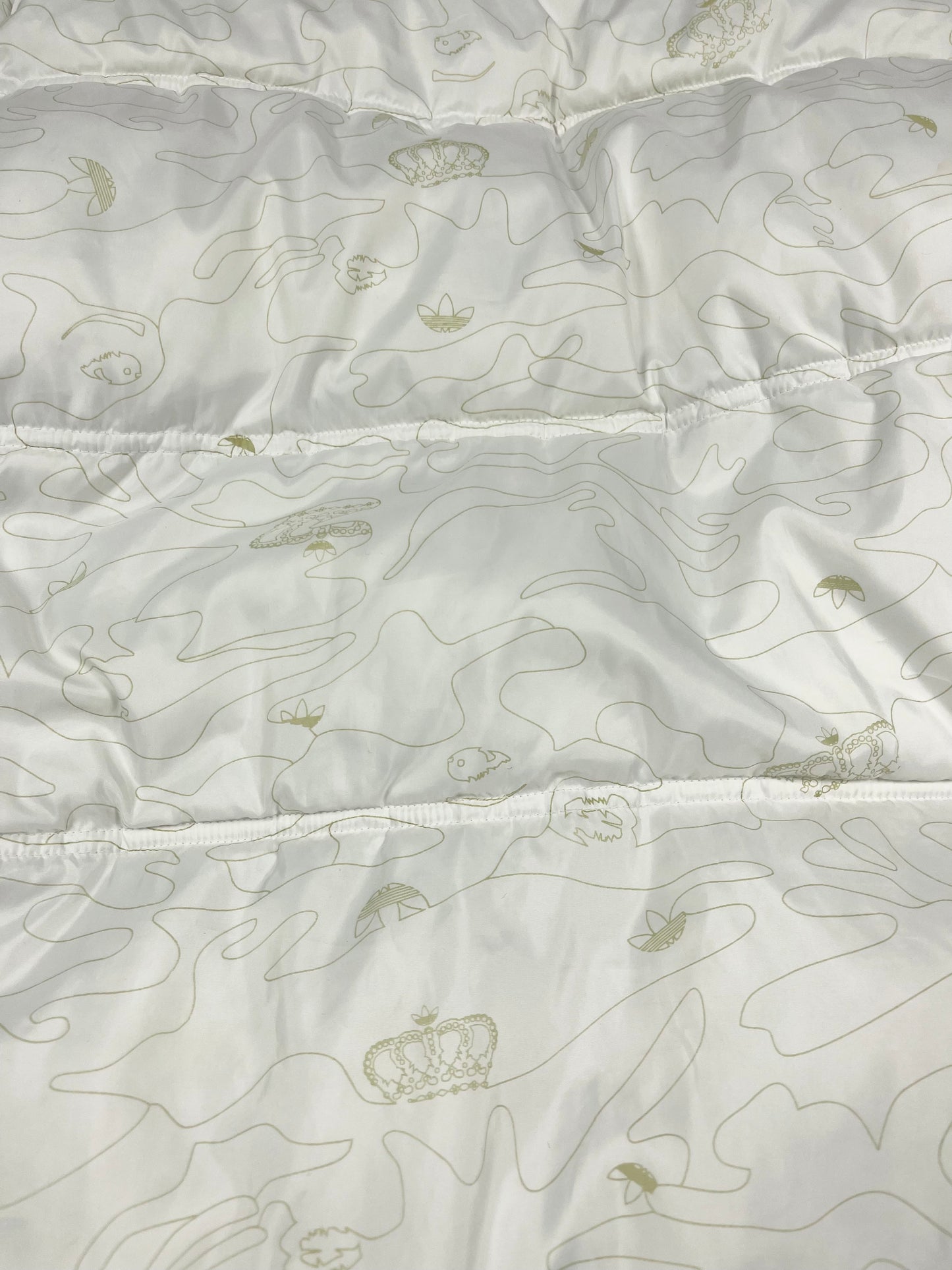 Y2K 2005 Missy Elliott Respect M.E. Puffer Jacket White Size M Polyester