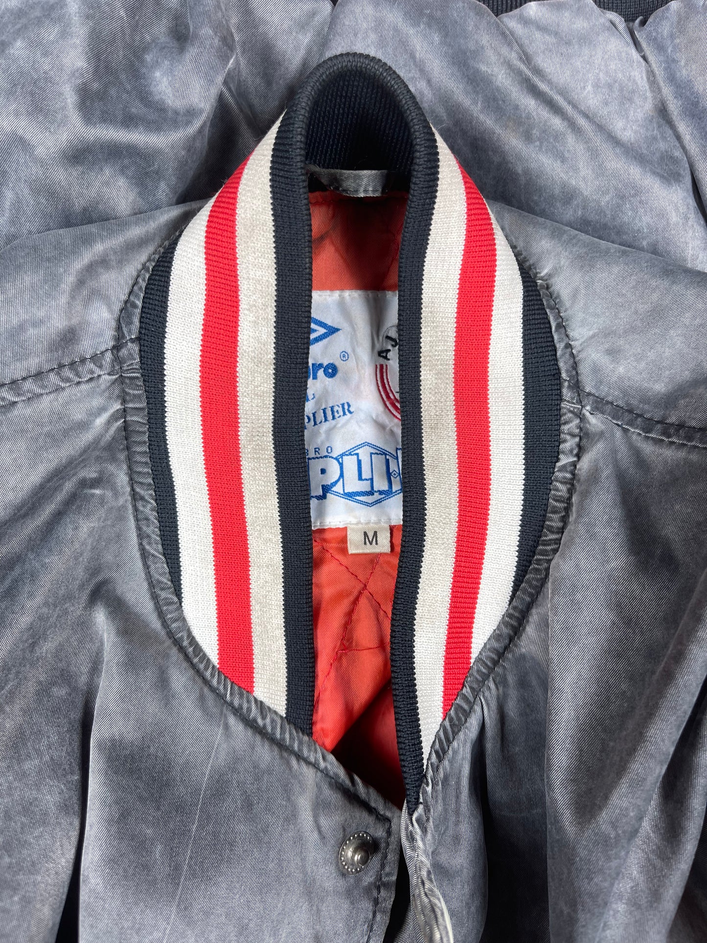 Vintage Archive Rare Grail Ajax Amsterdam Umbro Bomber Jacket 1989 - 1991 Grey Size Boxy  M Made in Korea Nylon Polyester
