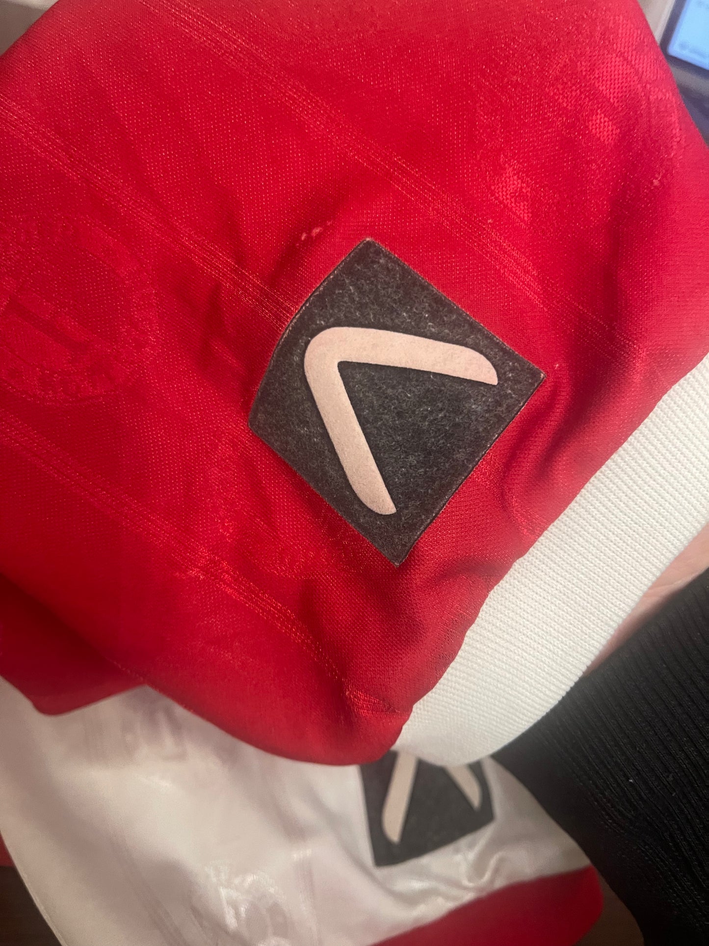 Vintage Feyenoord Rotterdam Adidas 1997 - 1998 Home Football Shirt Stad Rotterdam Verzekeringen Made in UK Size L