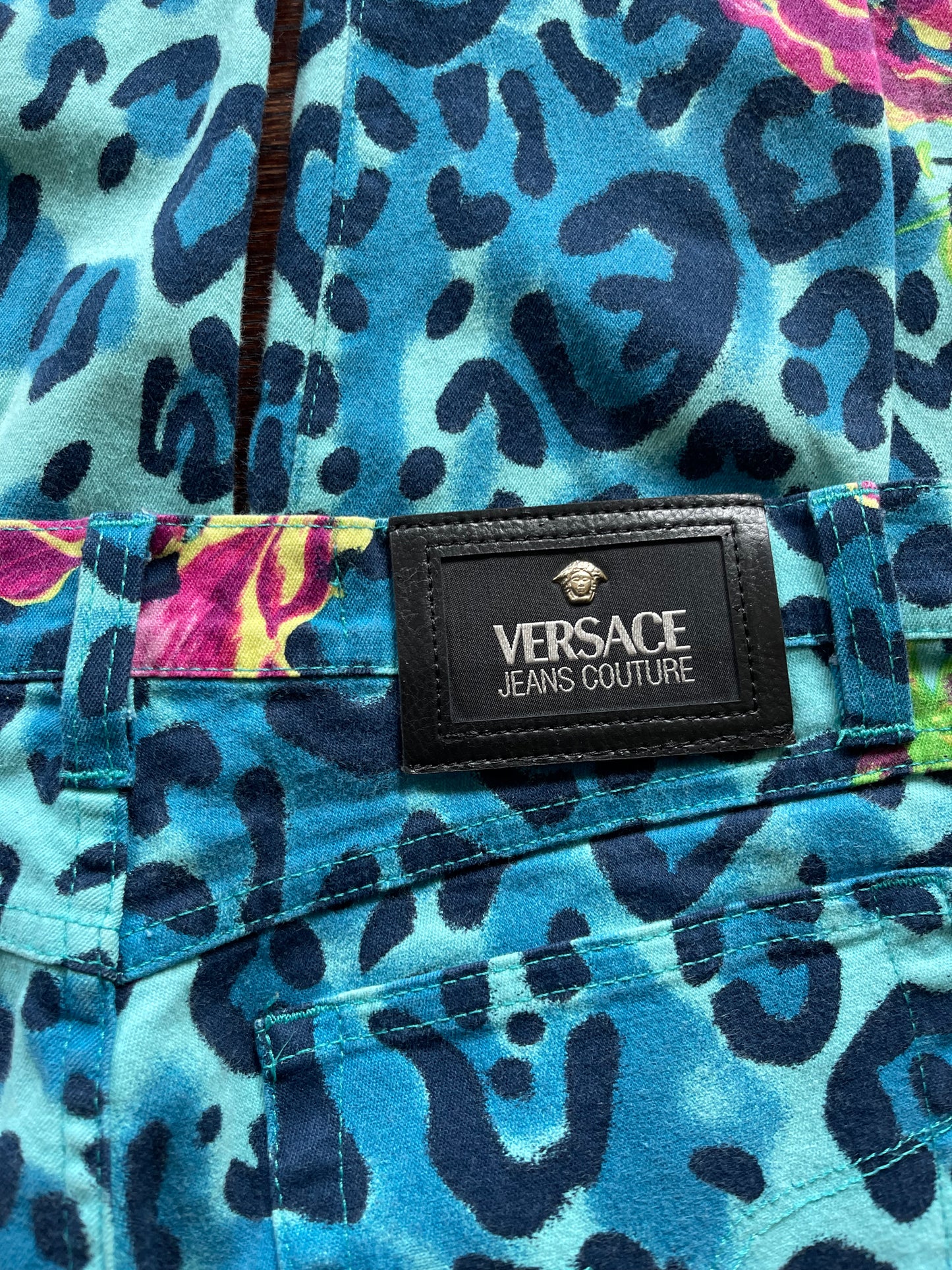 Y2K Versace Jeans Couture Ittierre Medusa Pants Made in Italy Animal Leopard Floral Flower Lilac Print Mid Waist Cotton