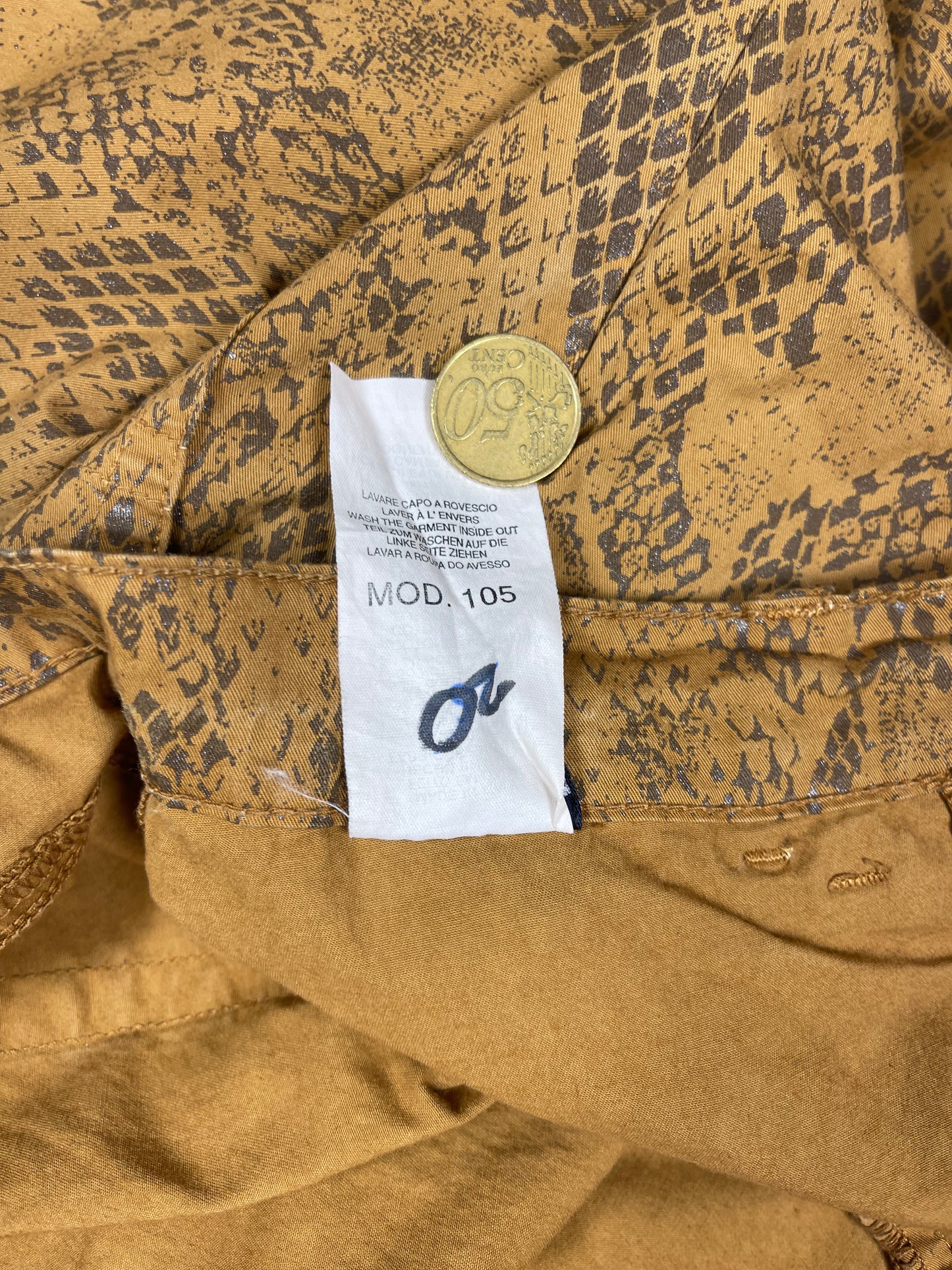 Vintage Trussardi Thin Jeans Pants Trousers Made in Italy Reptile Snake Skin Pattern Mid Rise Waist Straight Leg Silhouette Size S