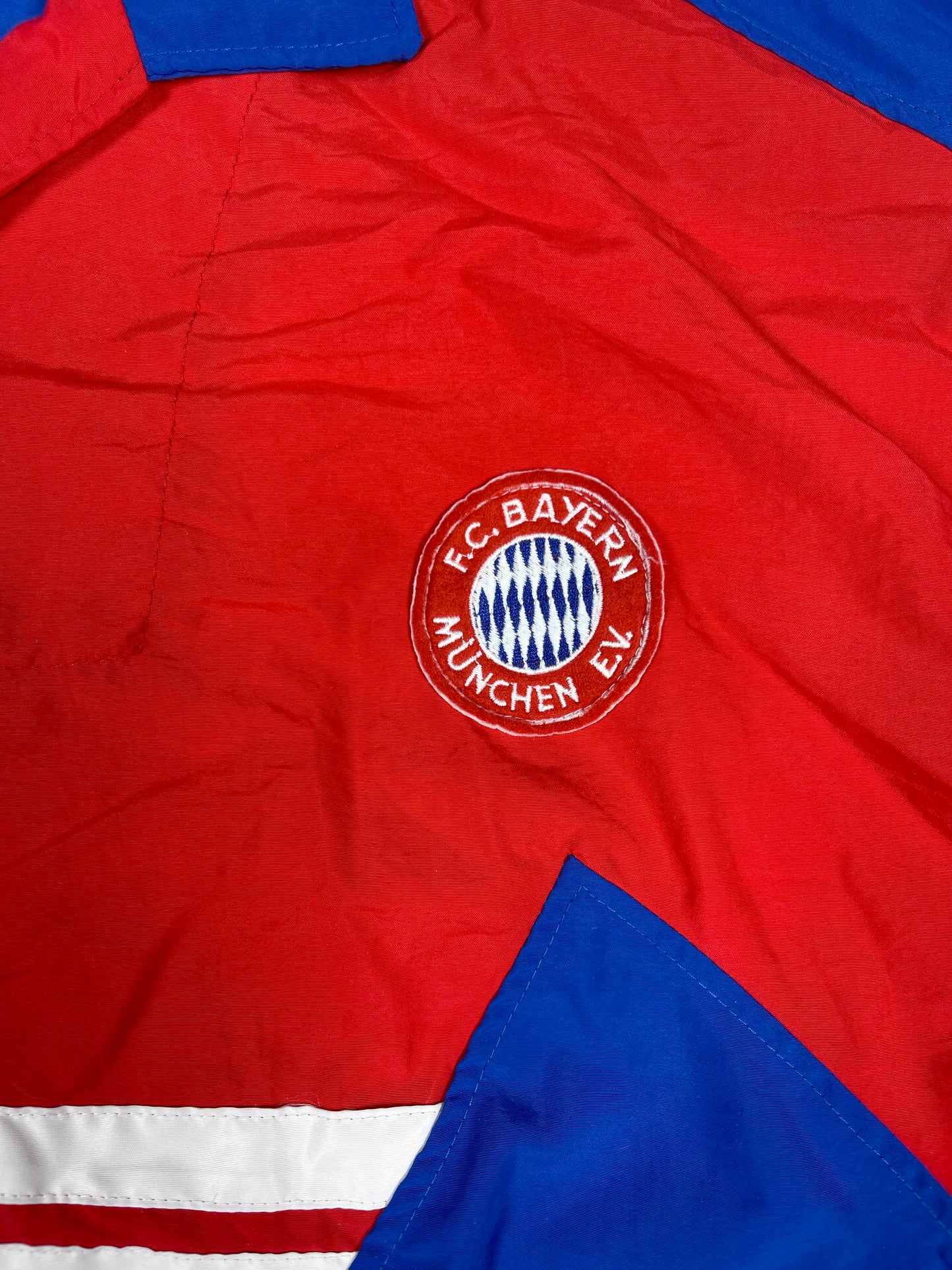 Rare Vintage Bayern Munchen 1993 - 1995 Thin Drill Top Windbreaker Sweatshirt Red Blue White Made in France Polyamide