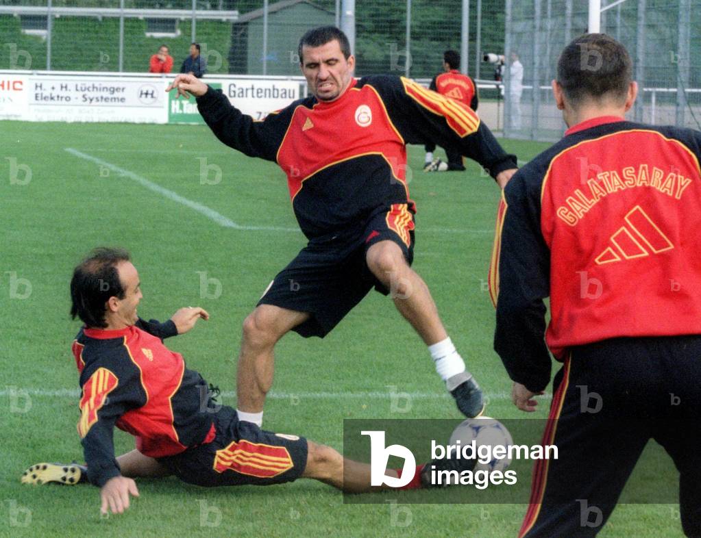 💎 Very Rare Vintage 90's Galatasaray Adidas 1998-1999 Sweatshirt Crew Neck Red Black Yellow Hagi 