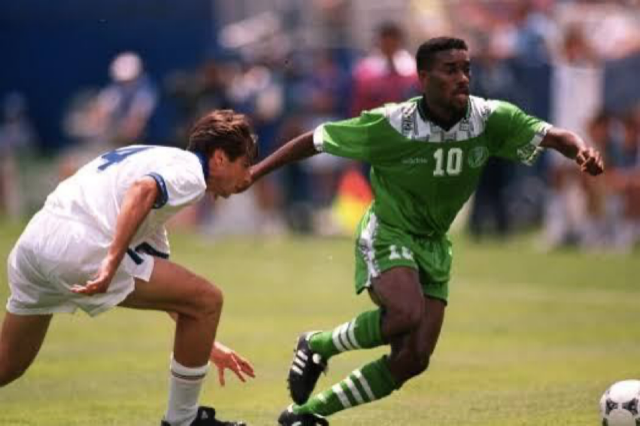 Vintage Nigeria Adidas 1994 - 1996 Home Football Shirt Green Size XL Made in UK World Cup 1994 USA
