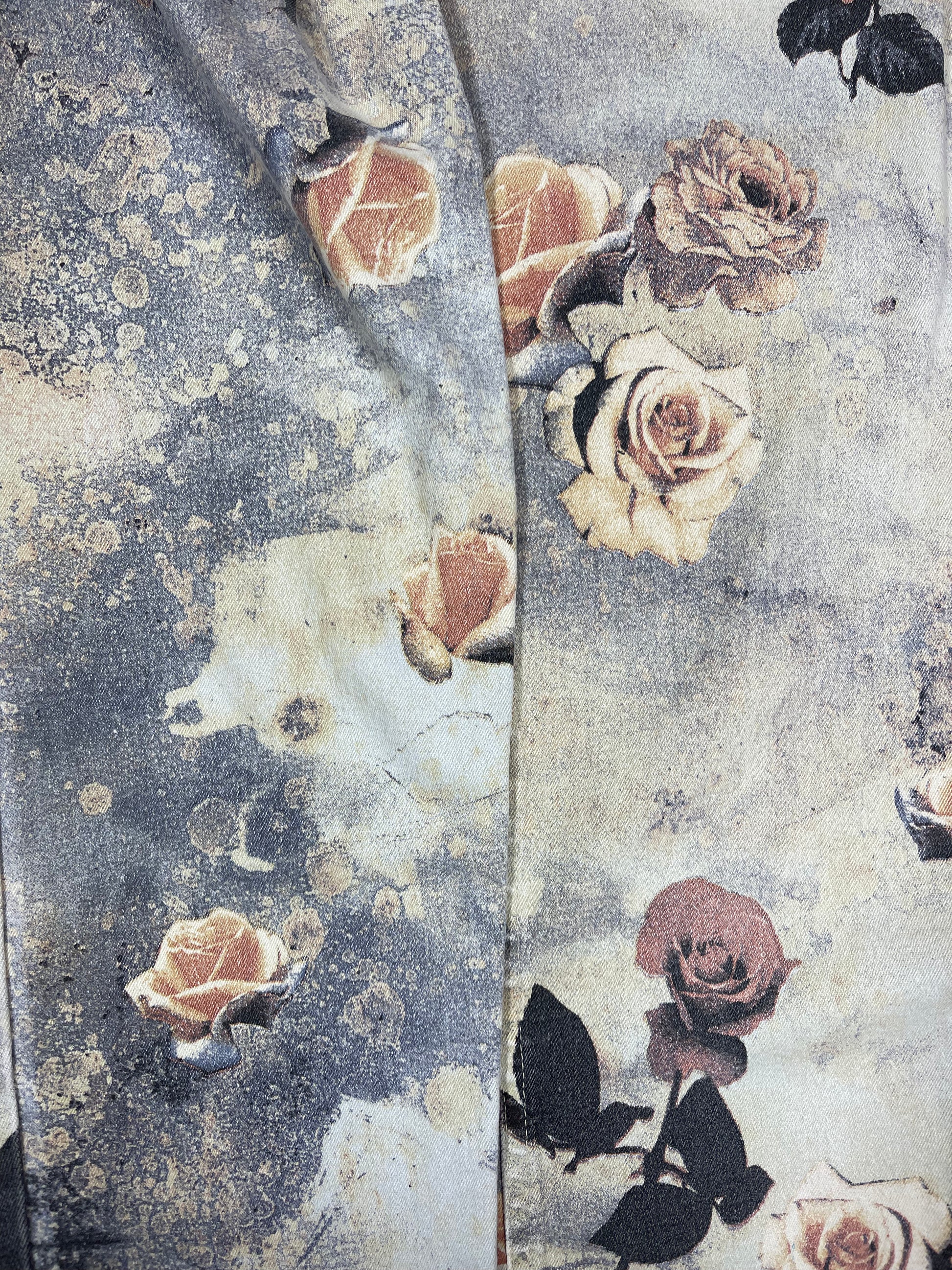 Vintage 90's Roberto Cavalli Jeans Made in Italy Roses Flowers Pattern Size M