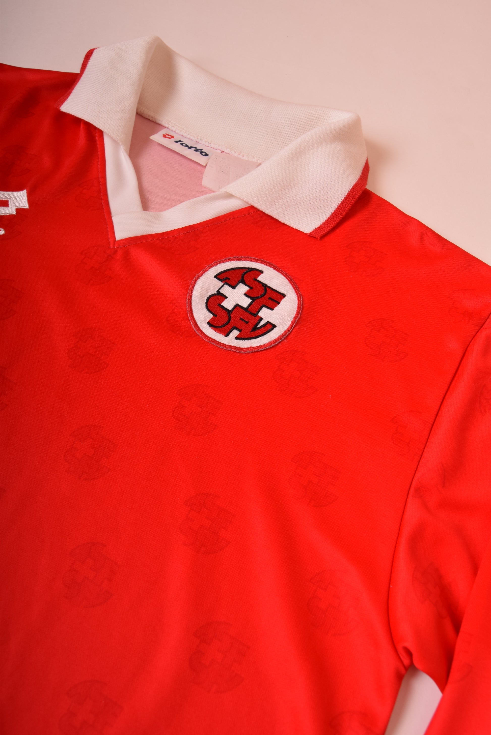 Switzerland Lotto Home Football Shirt #10 Sforza Red Size L