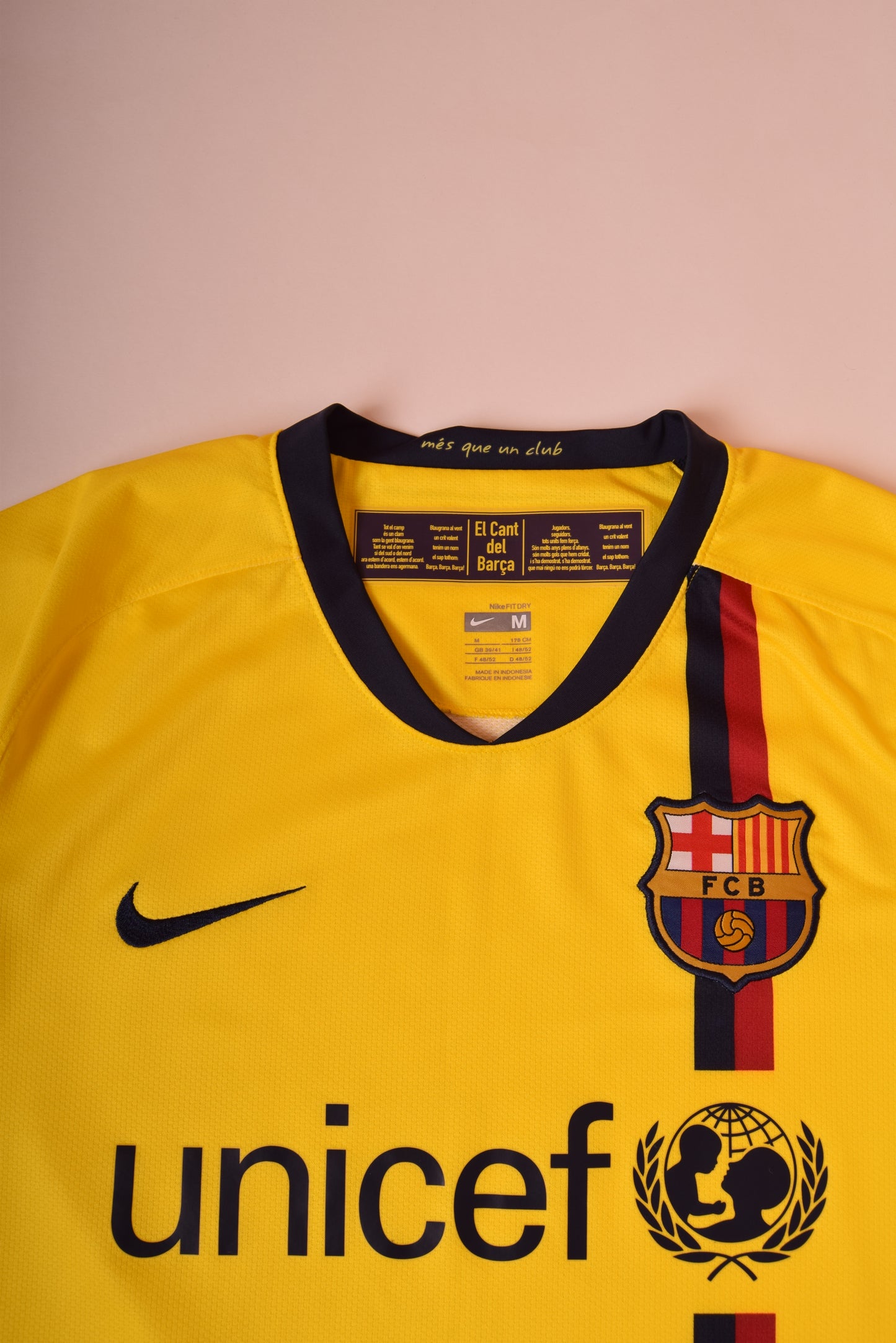 Barcelona Nike Away Football Shirt 2008-2009 Yellow Size M