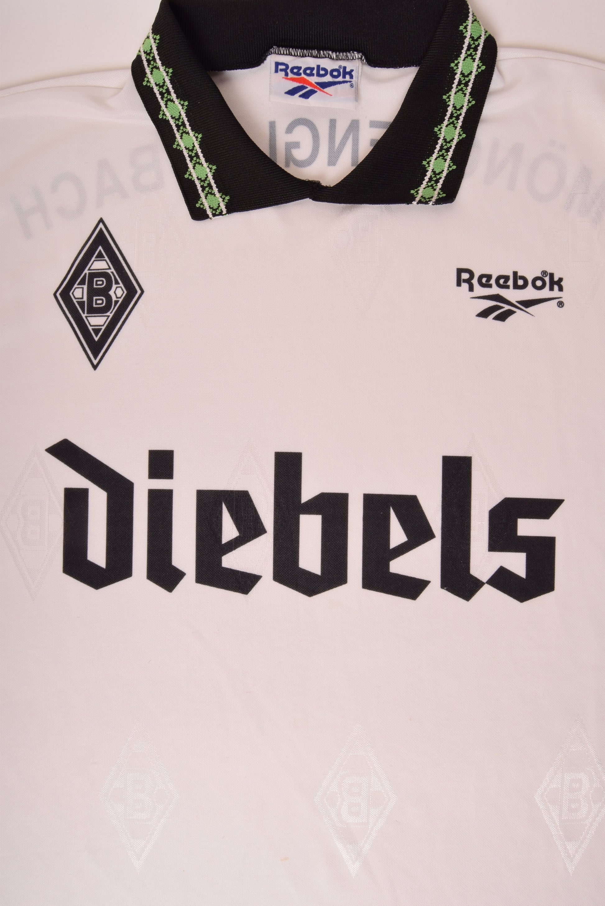 Borussia Monchengladbach Reebok 1995-1996 Home Football Shirt Dibels White Size L