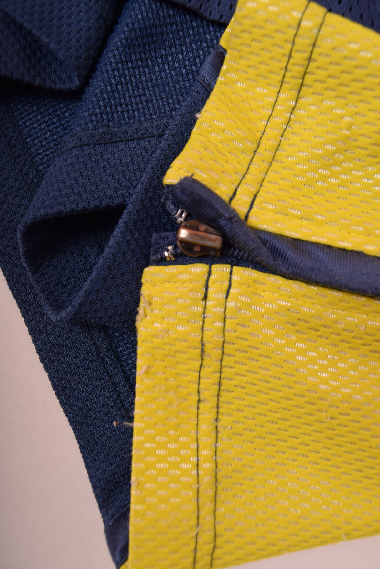 Vintage Adidas Basketball Sweatshirt S-M Blue Yellow
