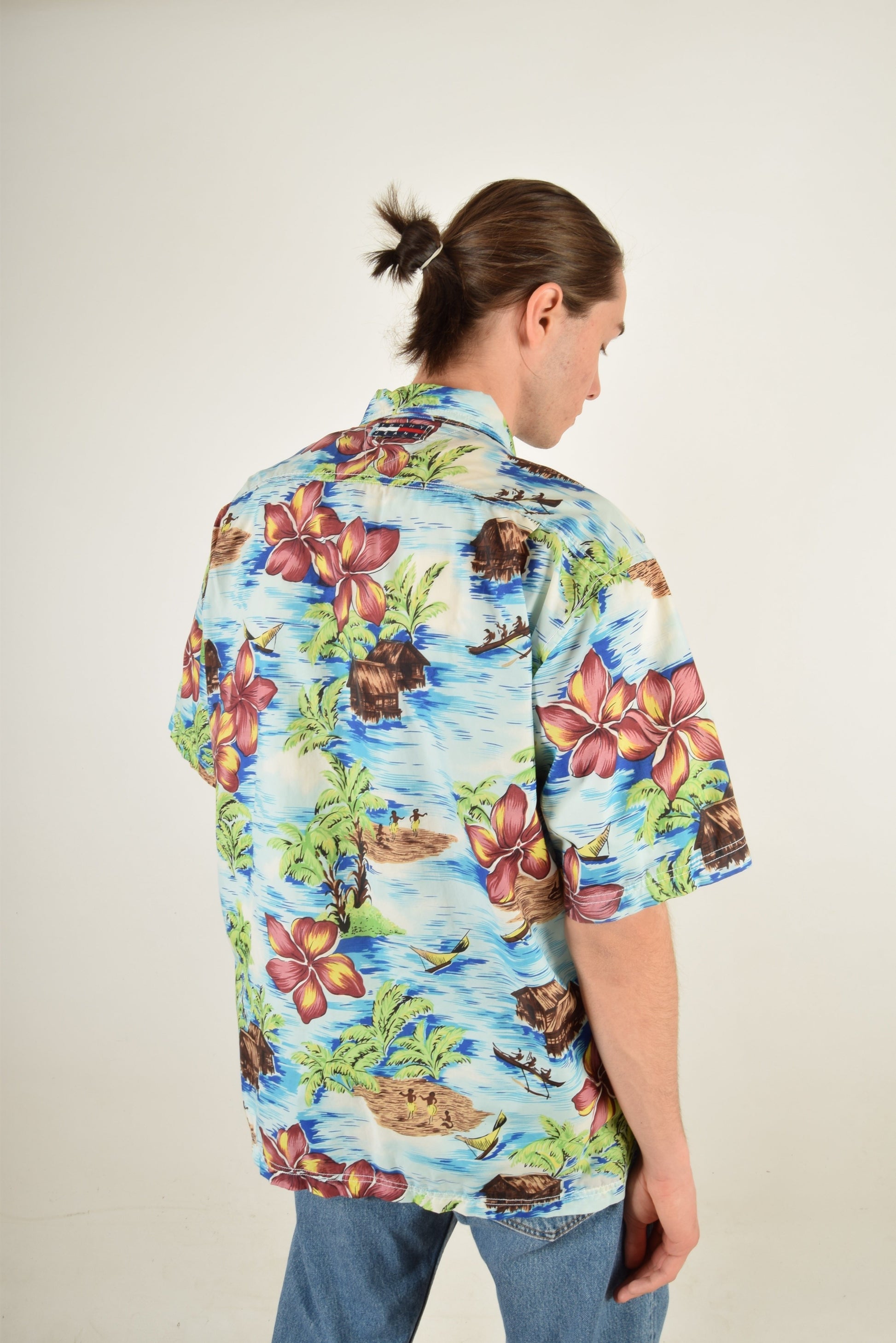 Vintage 90's Tommy Hilfiger Nylon Shirt Tropical Pattern 