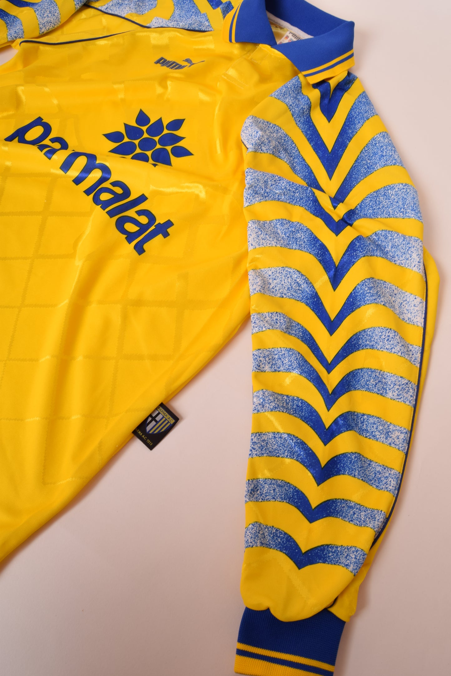 Vintage AC Parma Puma 1995-1997 Away 3rd Football Shirt Yellow Parmalat Size XL Made in Italy Long Sleeve