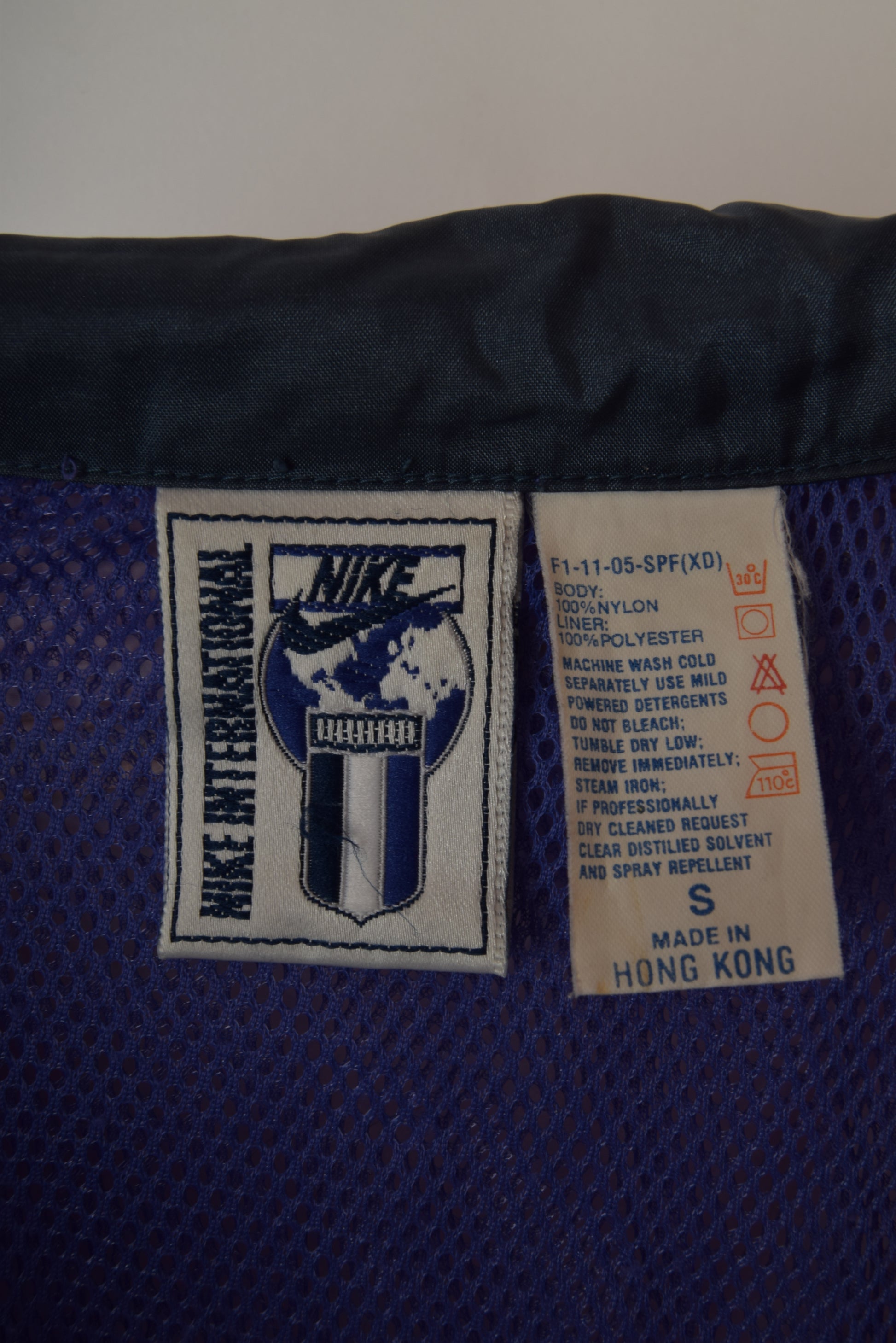 Vintage Nike International Jacket / Shell 90's