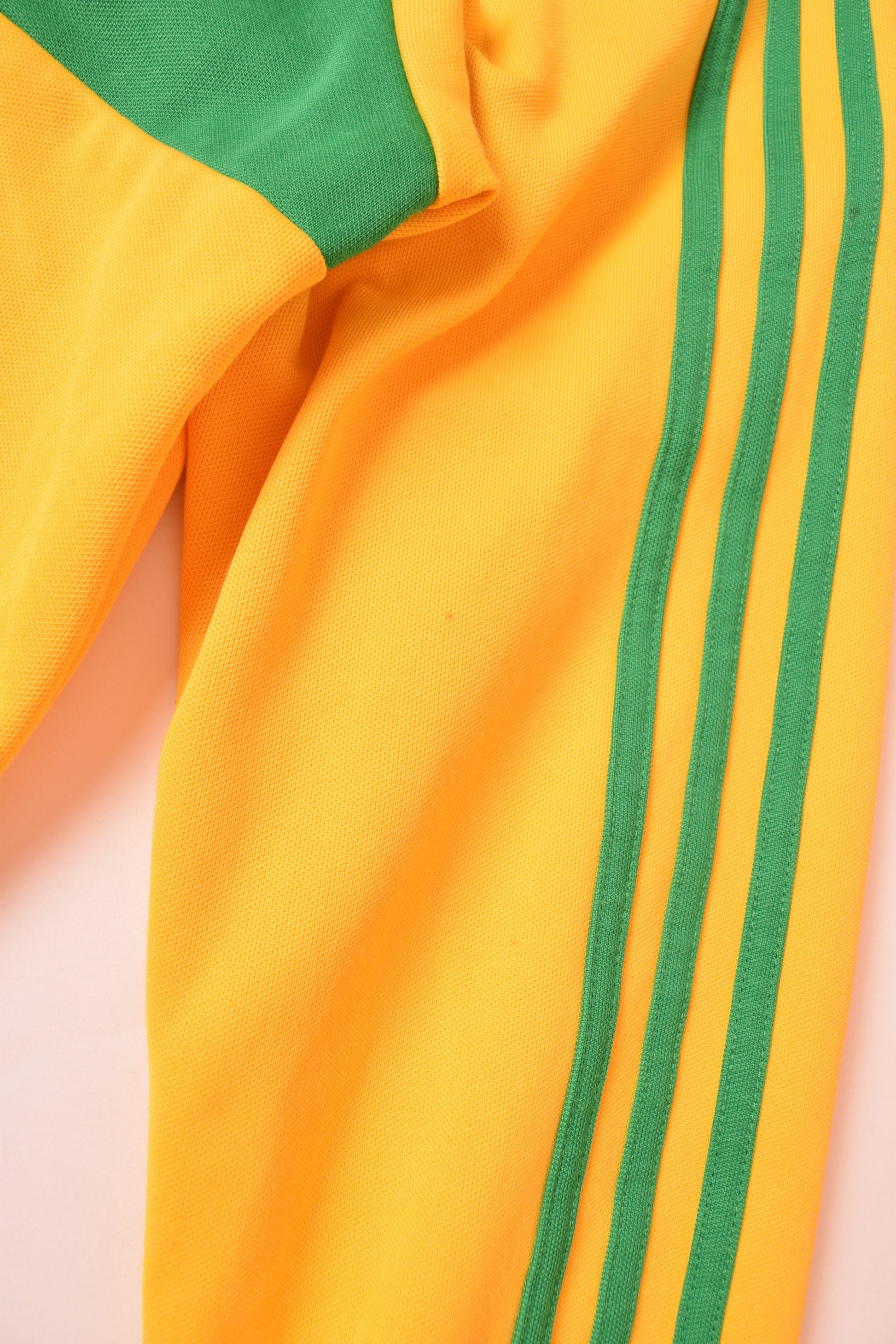 Adidas Originals I Love Rio de Janeiro Size M Yellow/Green