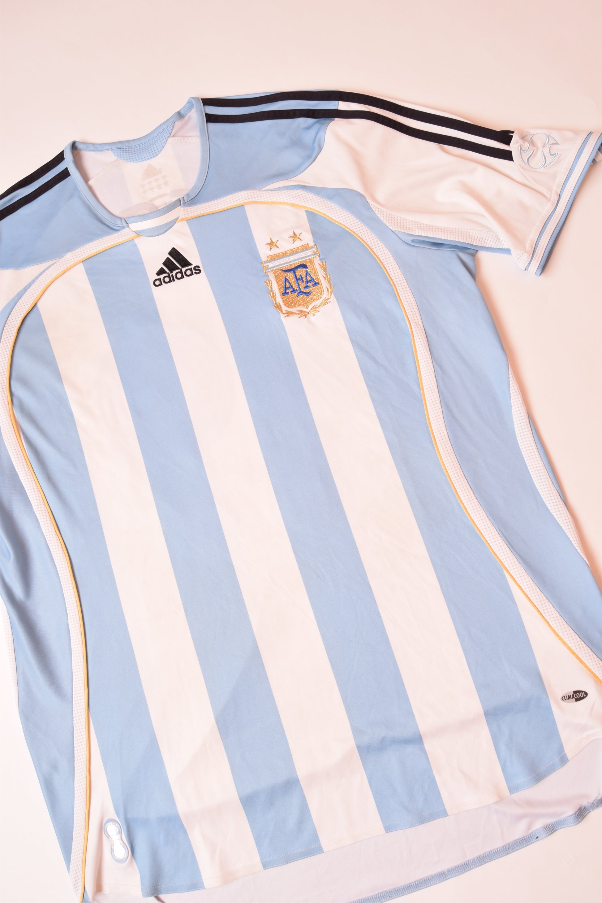 Adidas 2005-07 Argentina Home Football Shirt Messi #19 Size L