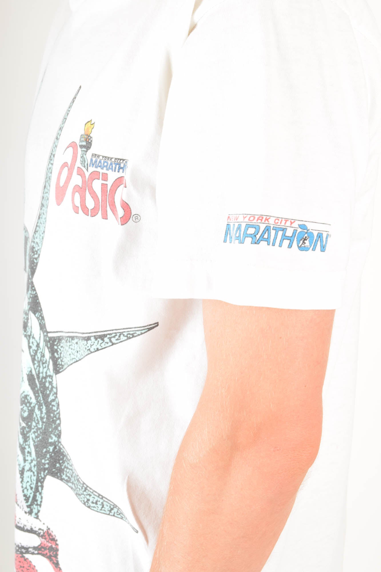 Vintage 90's Asics T-shirt NY Marathon size L Made in USA Cotton