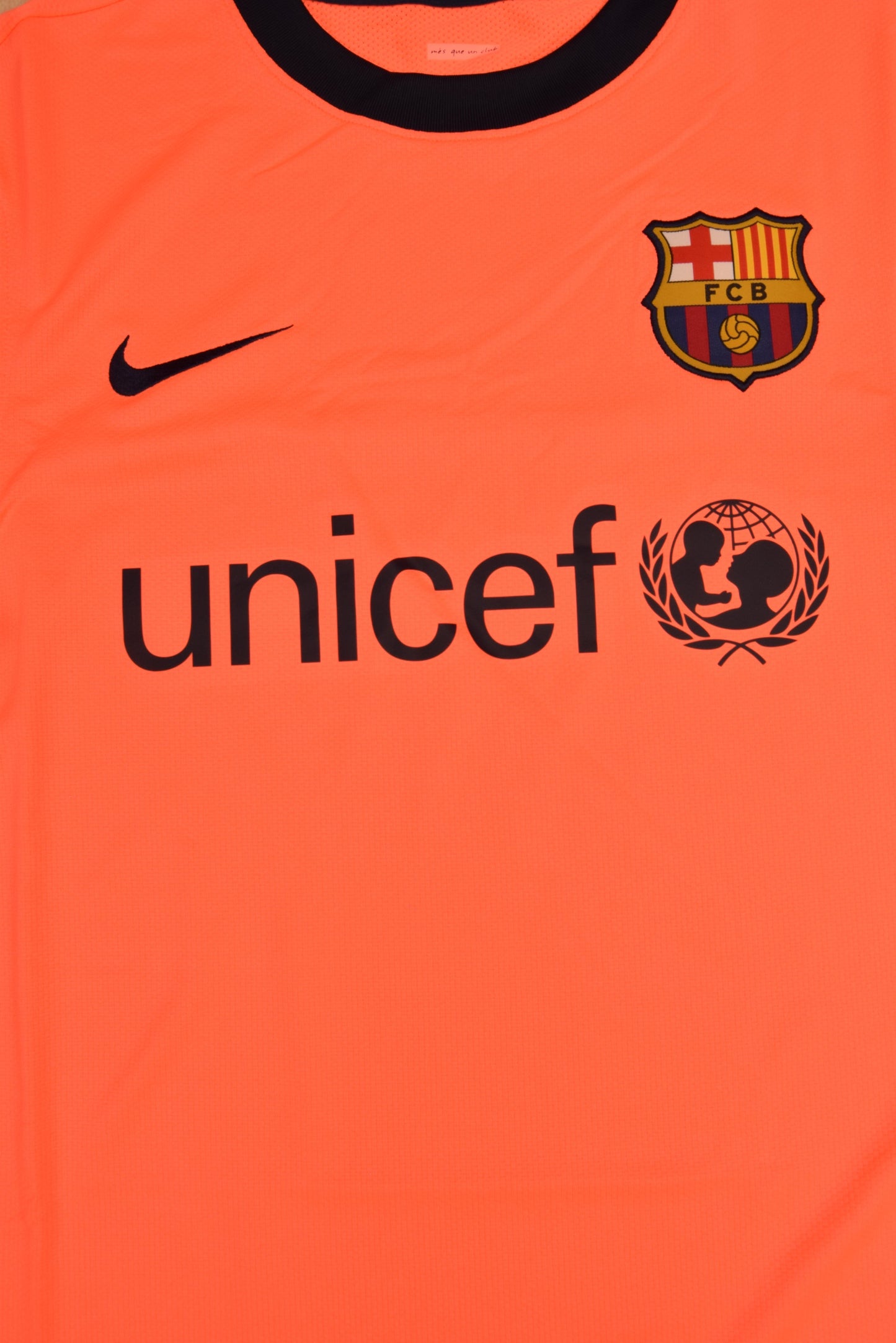 Authentic New FC Barcelona Nike Home Player's Issue / Edition Football Shirt 2009-2010 BNWT Deadstock Size M Unicef Short Sleeve Bright Mango Neon Sunset