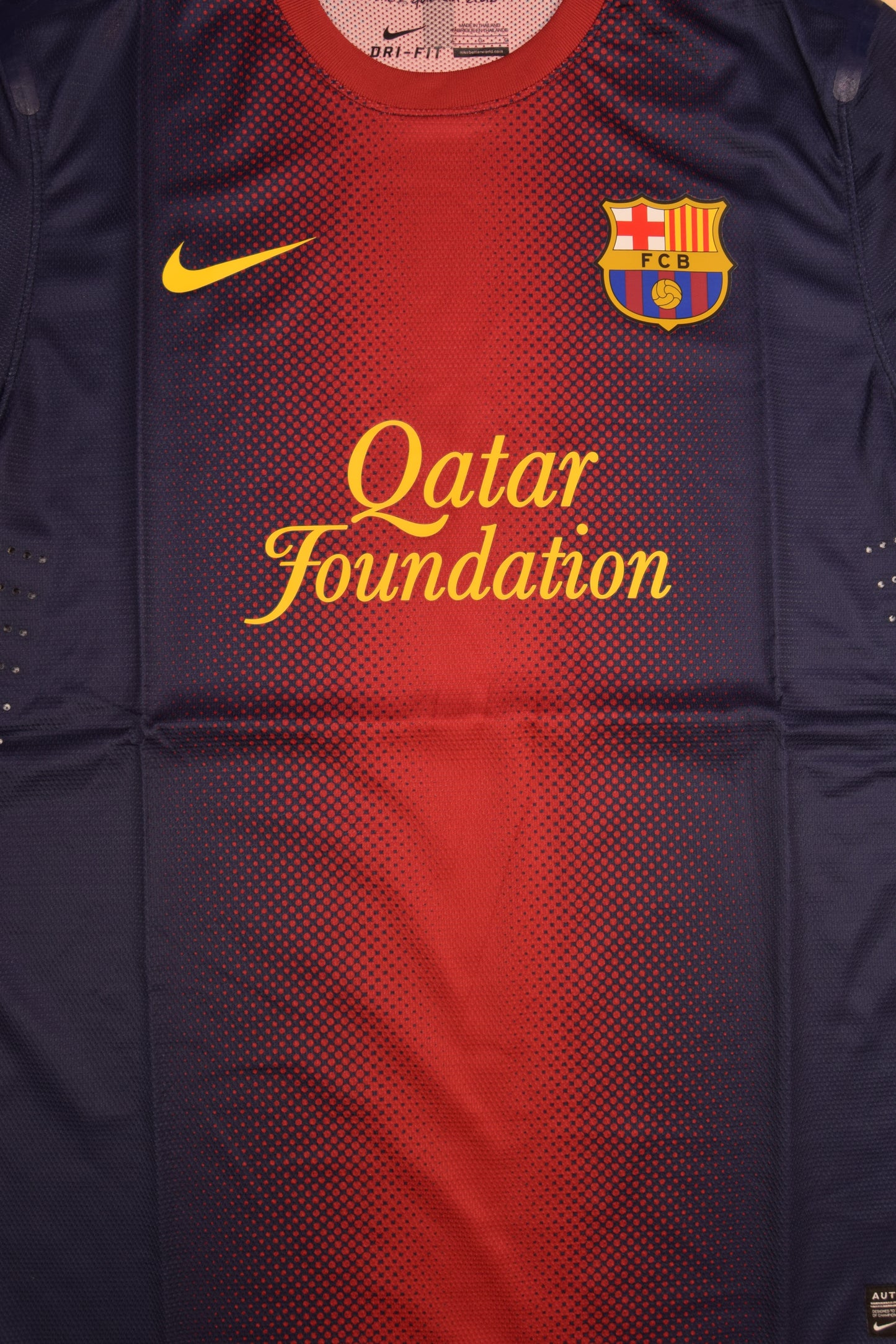 Authentic New FC Barcelona Nike DRI FIT Home Football Shirt 2012 - 2013 Player's Issue / Version Deadstock Size L Red Blue Qatar Foundation
