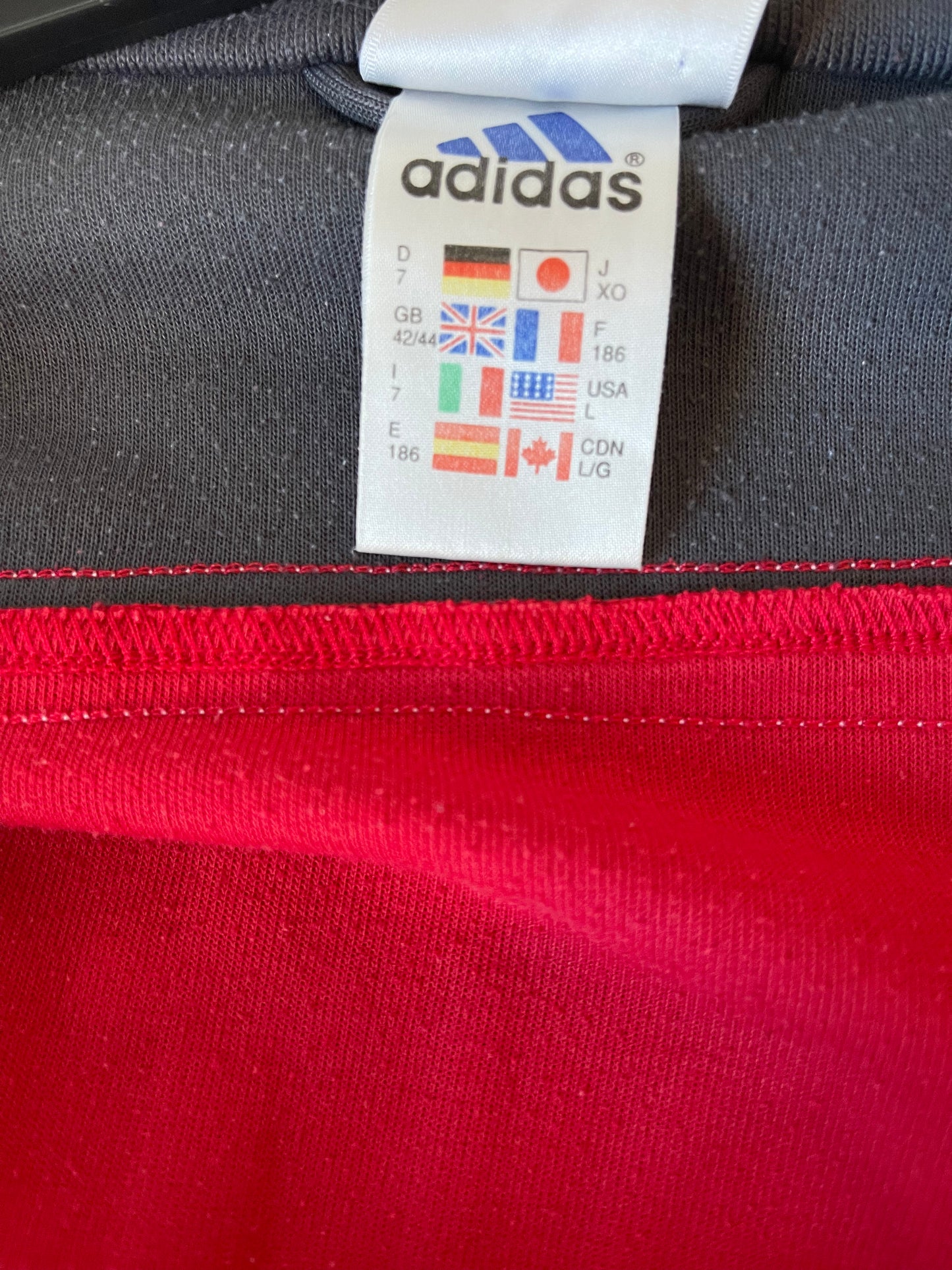 VFB Stuttgart Adidas 2000 - 2001 Football Jacket Size L Red Grey White