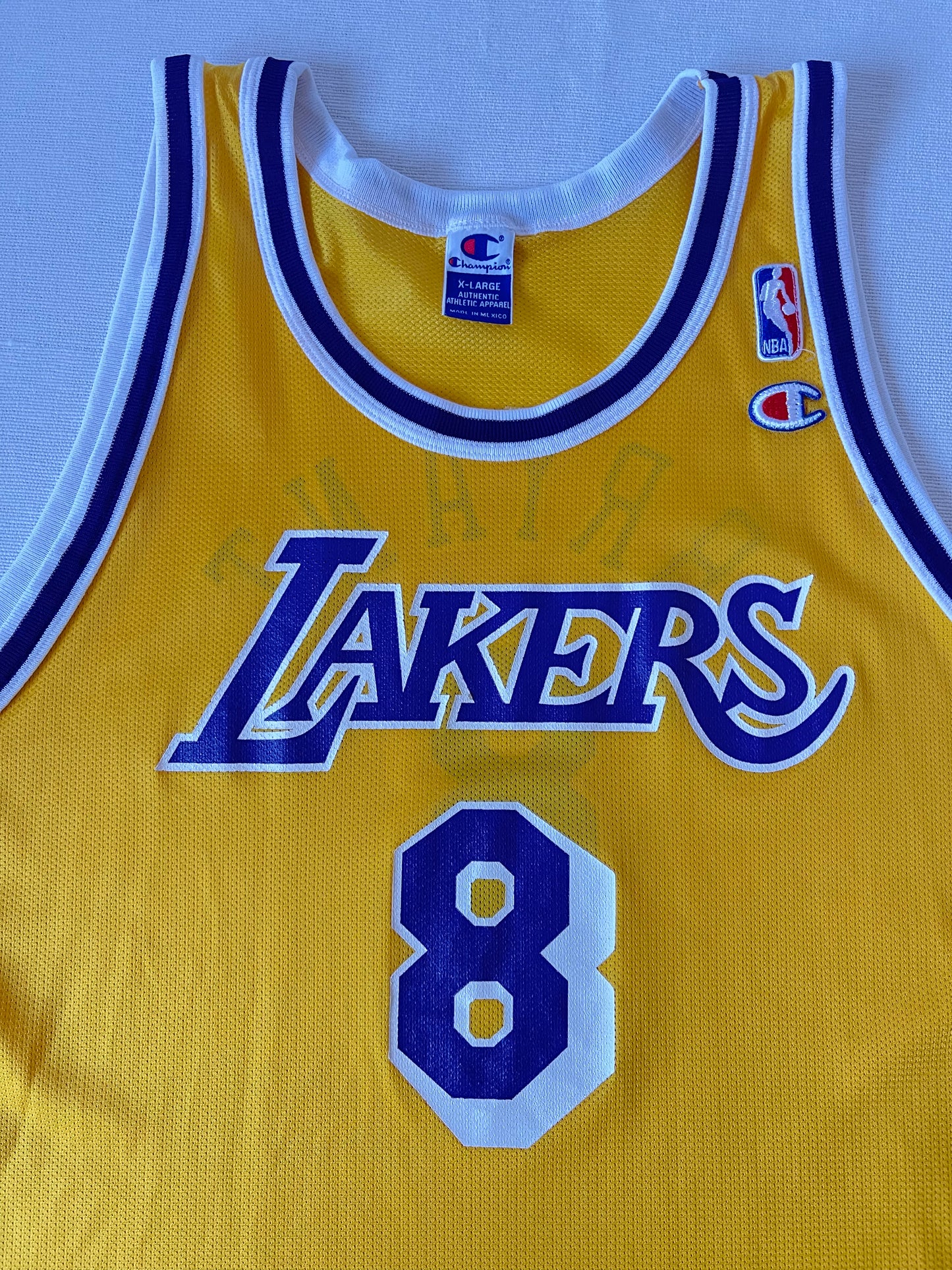 Vintage Kobe Bryant LA Lakers Champion 1996-1998 #8 Home Basketball NBA Jersey Yellow Size XL 48