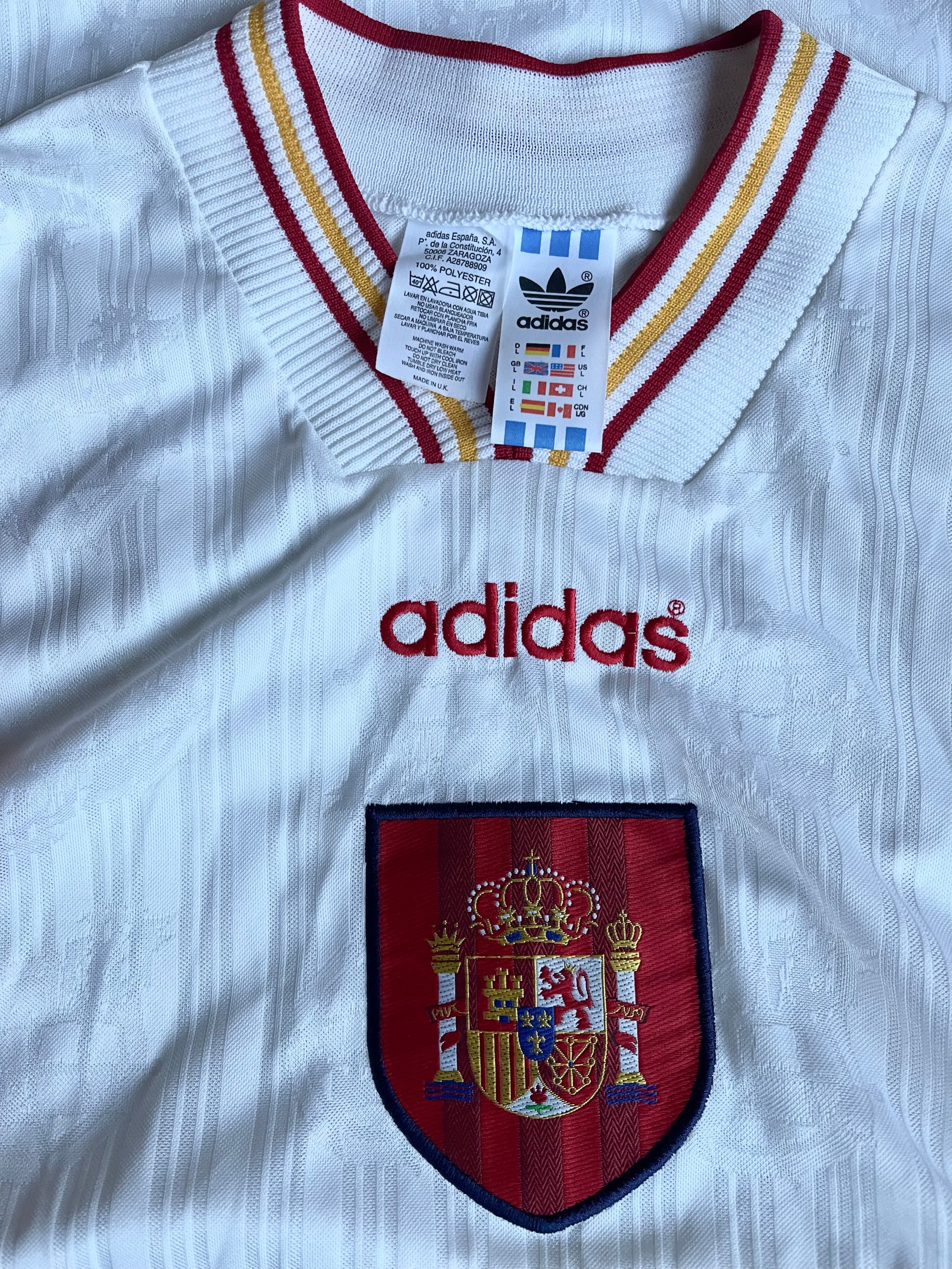 Vintage Spain Adidas 1996-1997 Away Football Shirt Size L White