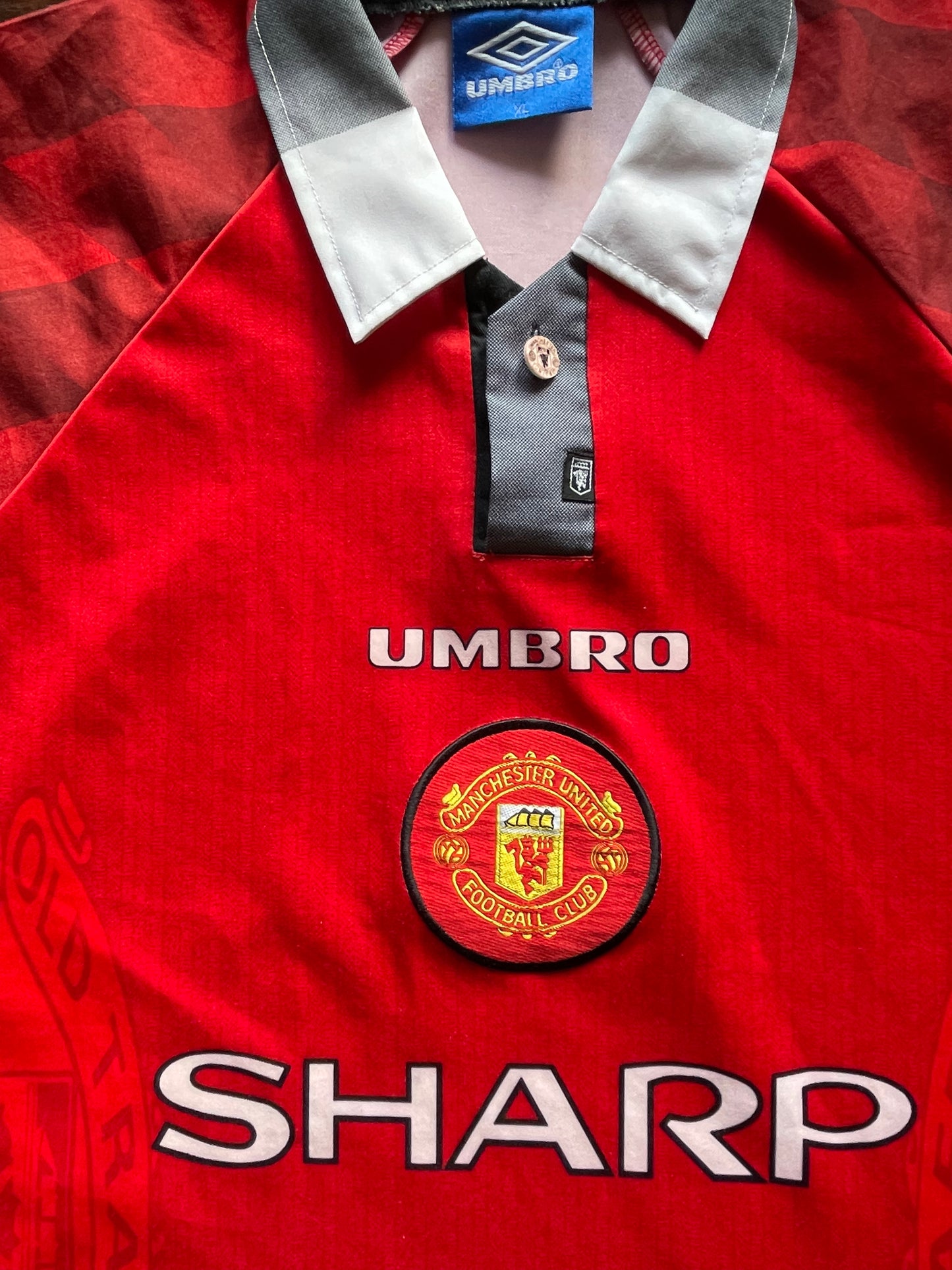 Umbro Manchester United 1997 - 1998 Home Football Shirt Size XL Red Sharp