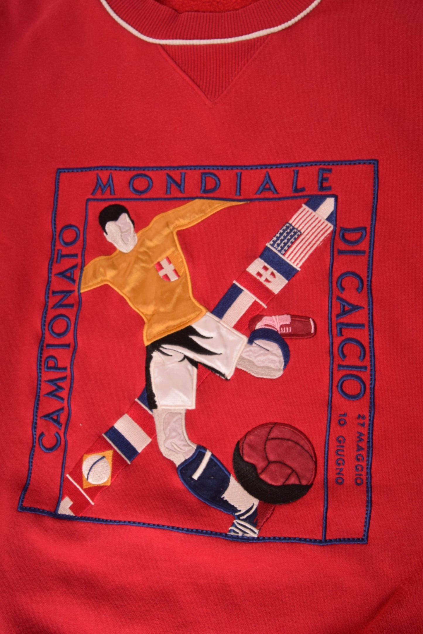 Vintage 80's - 90's Adidas Embroidered Sweatshirt Crew Neck Italia Campionato Mondiale Di Calcio 27 Magio 10 Giugno 1934 Heavy Cotton Red Size M World Cup Italy